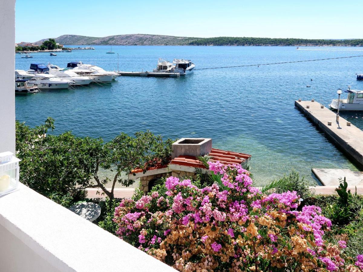 Apartment Ana - Rab166 By Interhome Barbat na Rabu Esterno foto